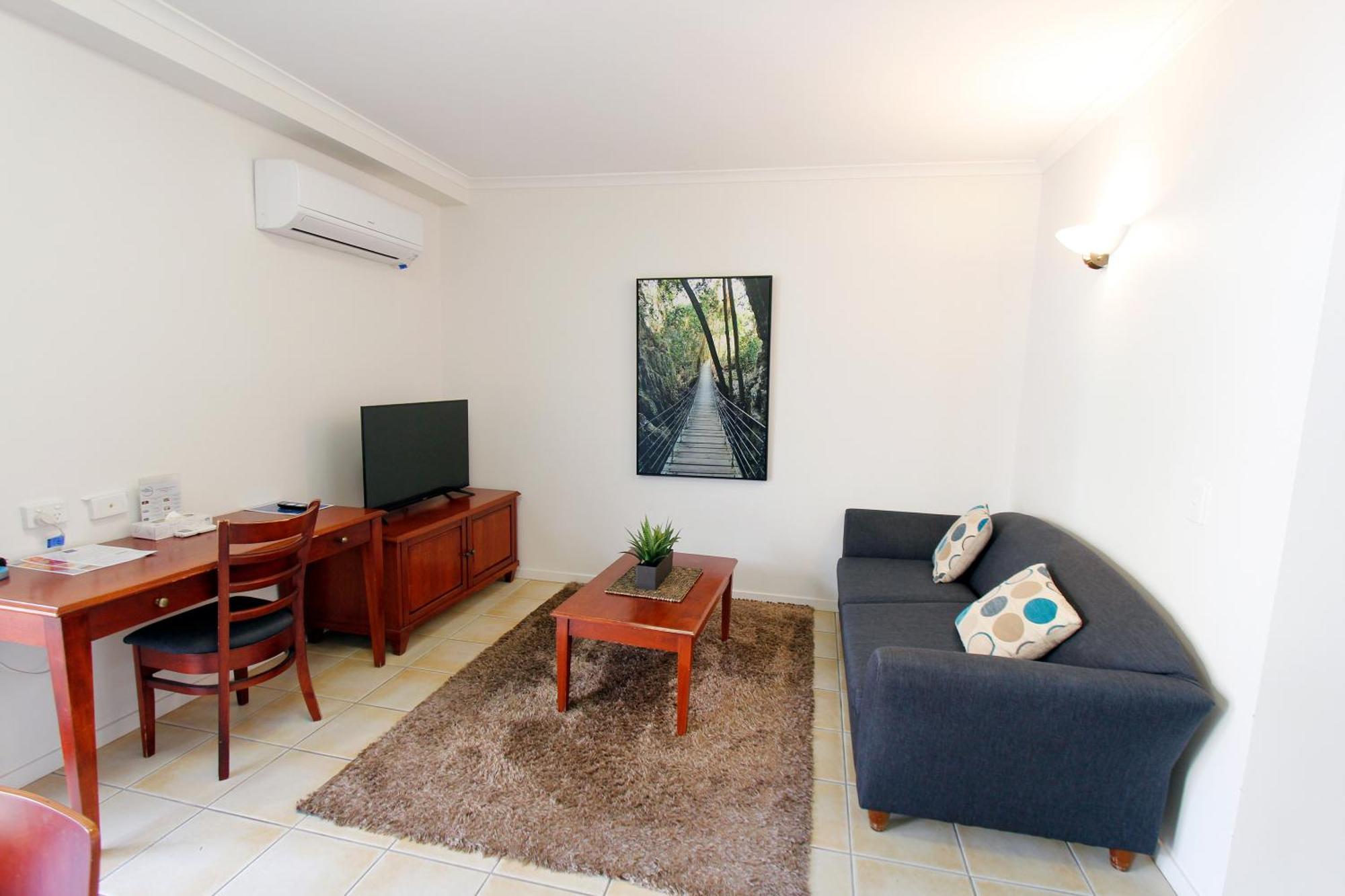 Coffee House Apartment Motel Рокхемптън Екстериор снимка